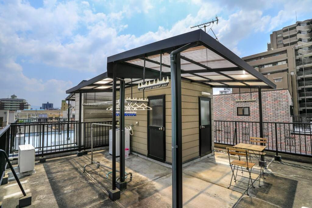 鶴橋駅徒歩2分 トイレ浴室複数あり3階建て一軒家車庫付き Daire Osaka Dış mekan fotoğraf